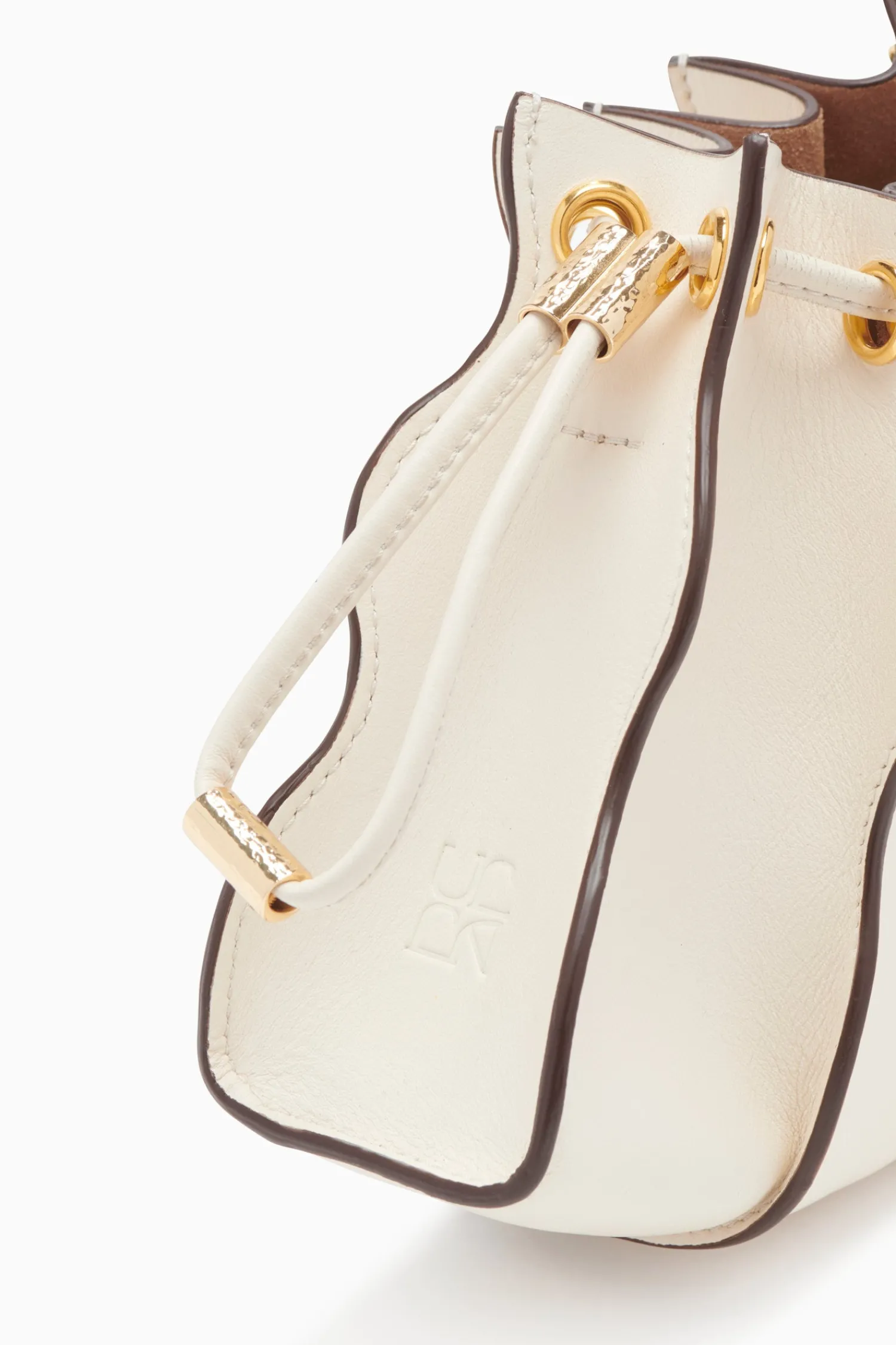 adria_pleated_wave_wristlet_3-2.webp Adria Pleated Wave Wristlet<Ulla Johnson Shop