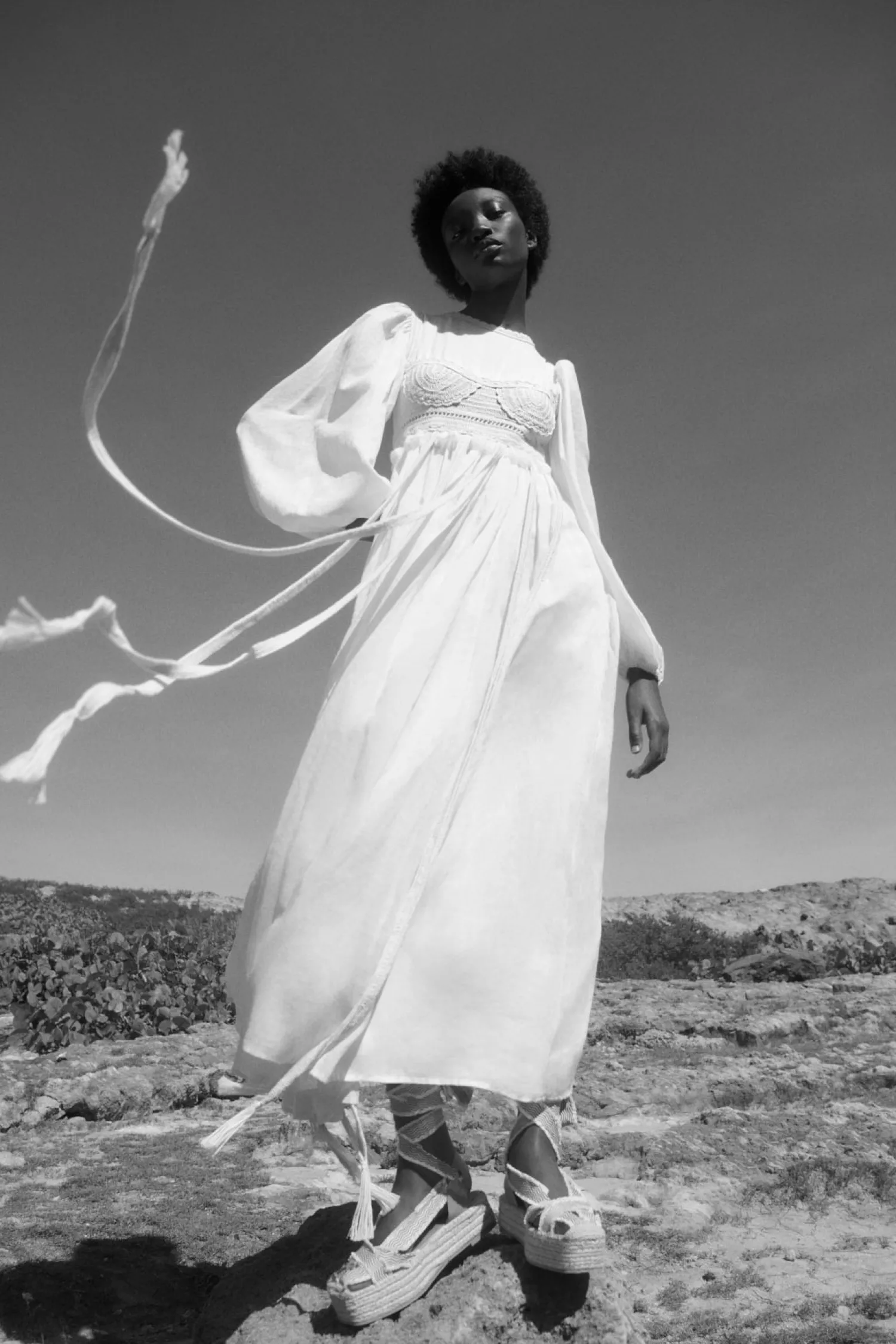 aviva_dress_1.webp Aviva Dress<Ulla Johnson New