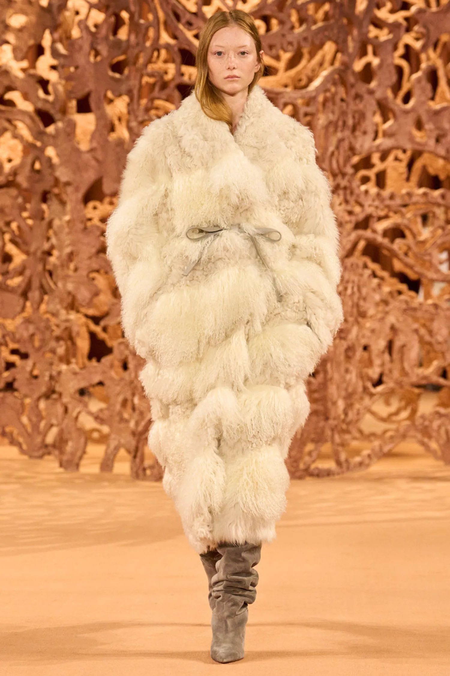 emrys_shearling_coat_5.webp Emrys Shearling Coat<Ulla Johnson Best