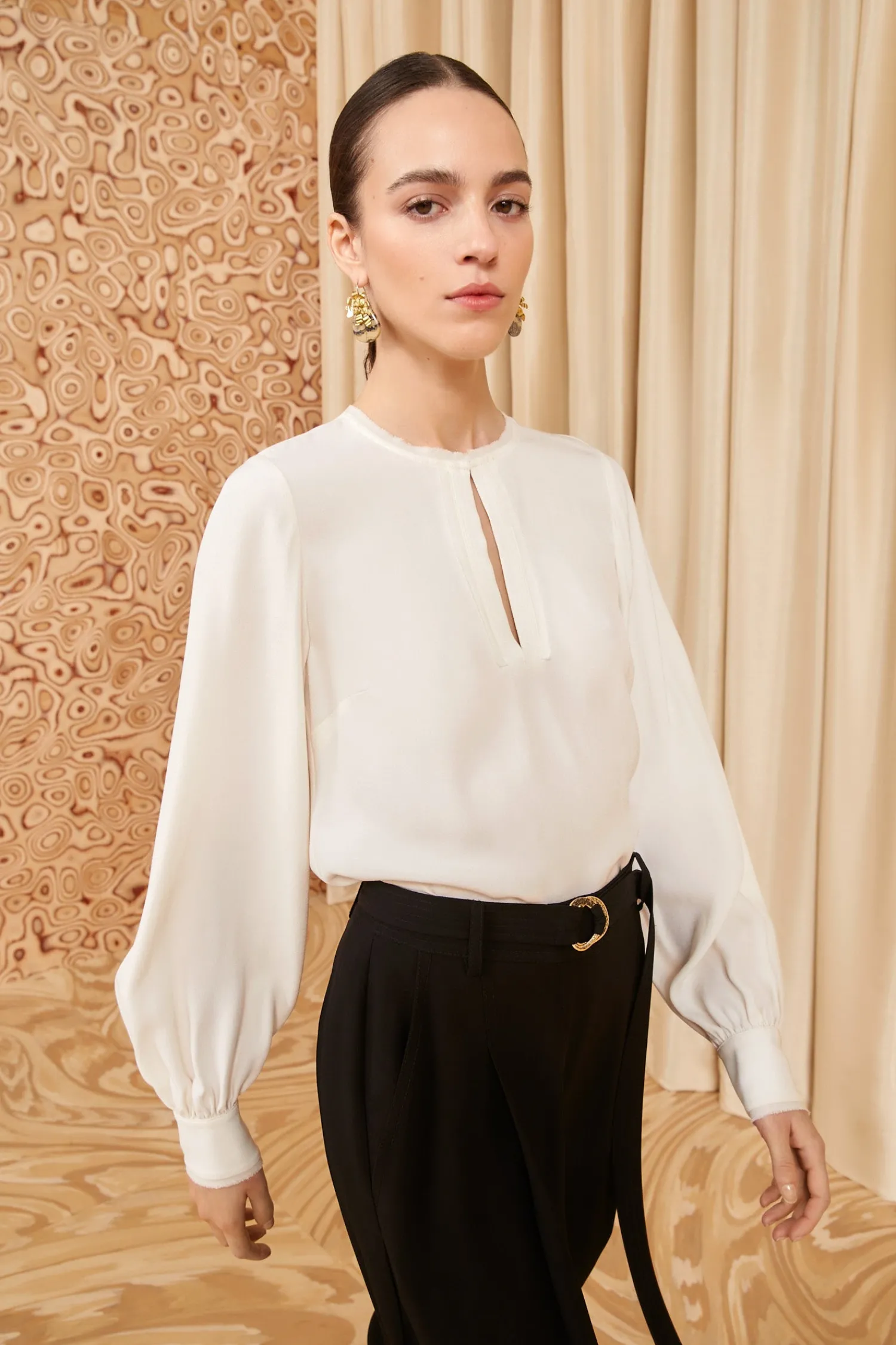 greta_blouse_0.webp Greta Blouse<Ulla Johnson Store