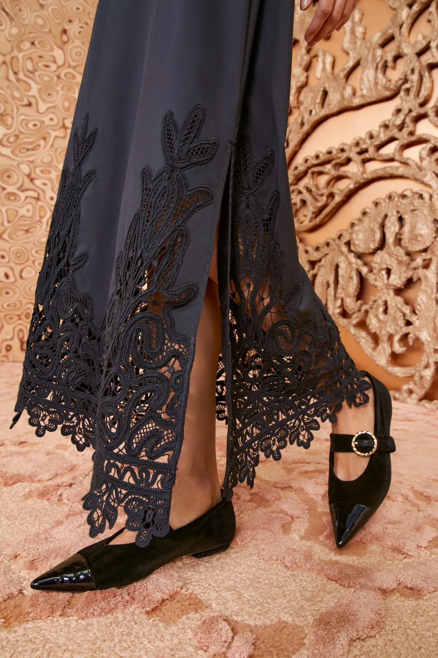 karlyn_skirt_1.webp Karlyn Skirt<Ulla Johnson Online
