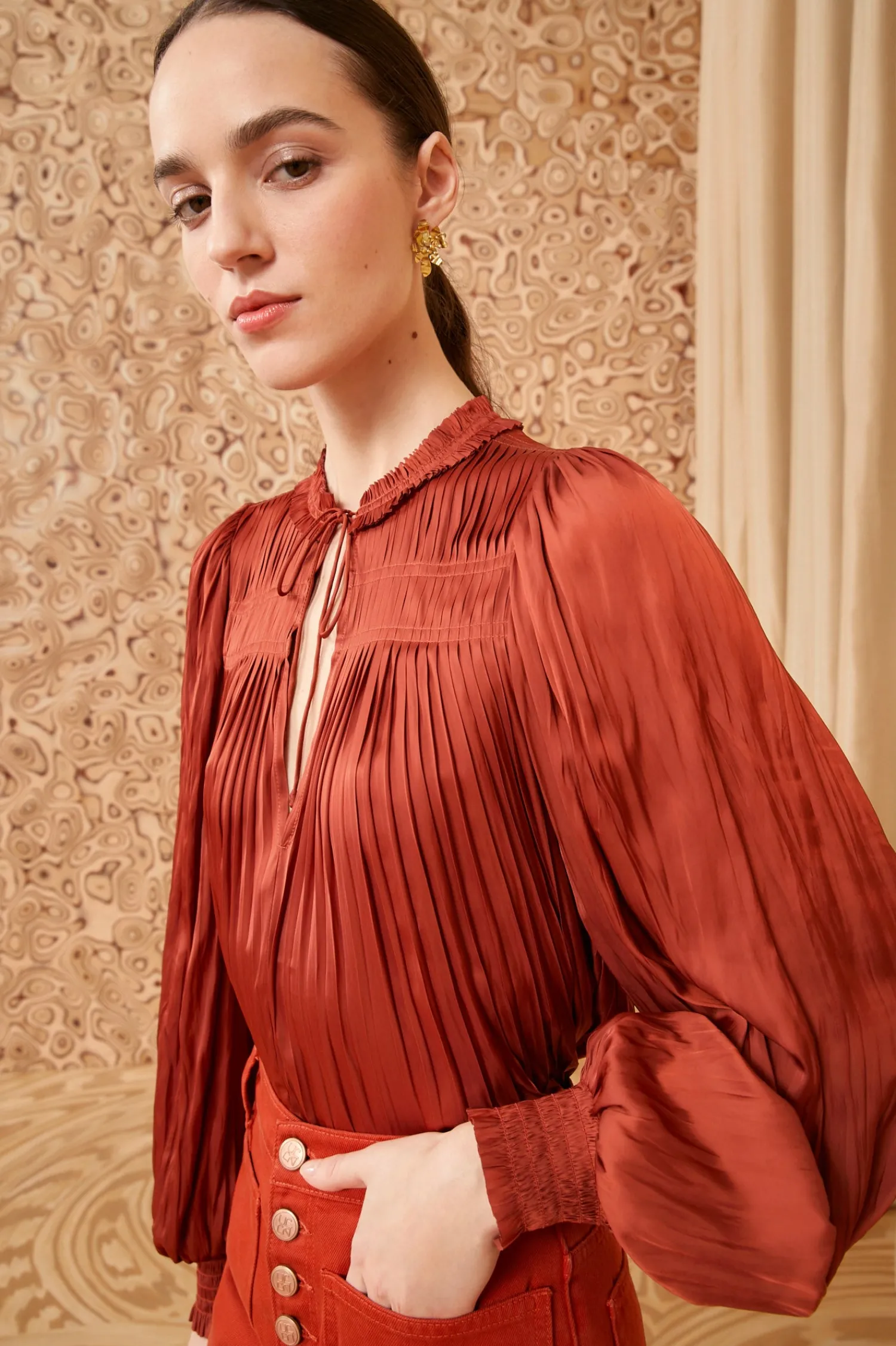 leah_blouse_1.webp Leah Blouse<Ulla Johnson Clearance