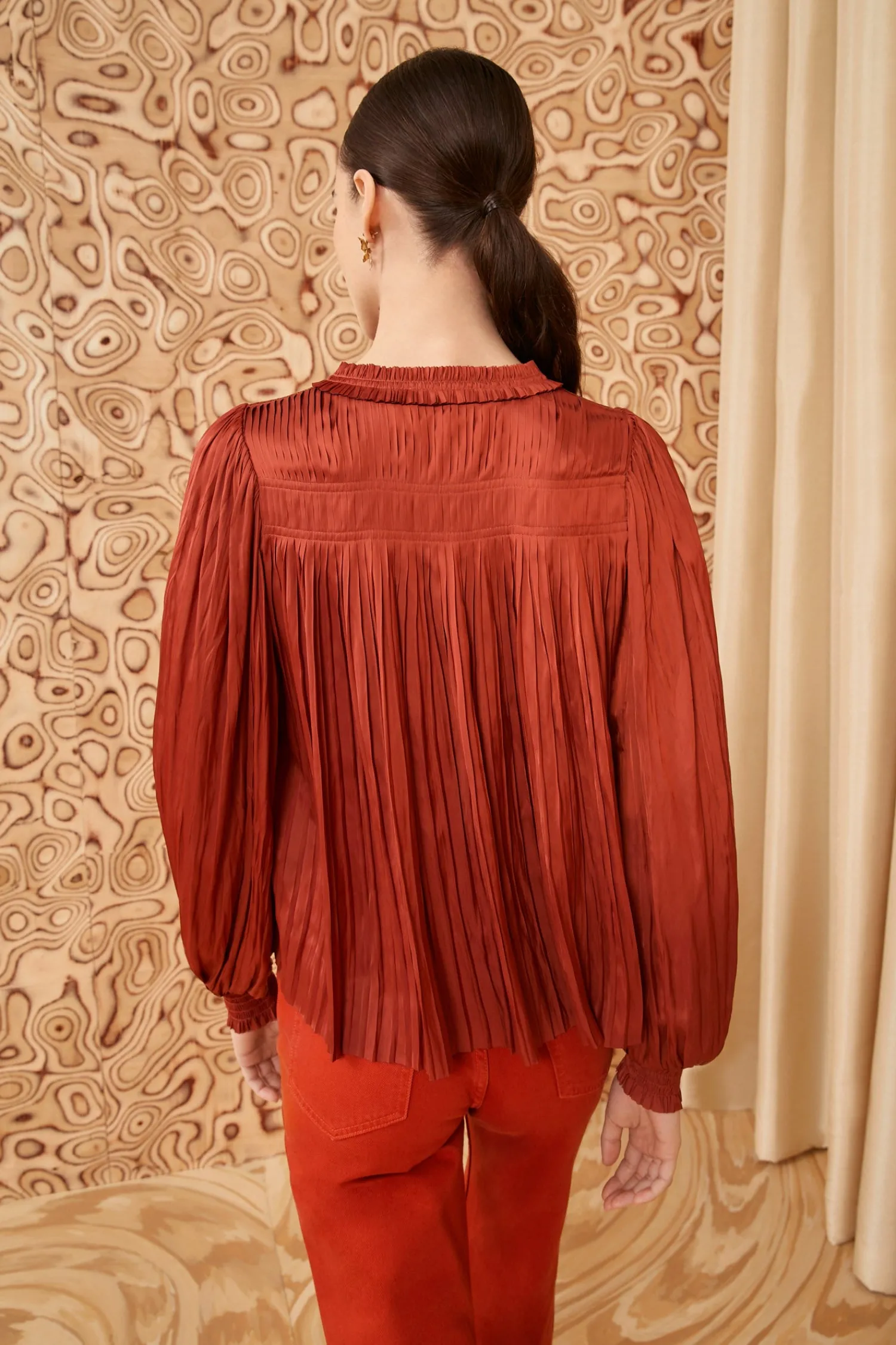 leah_blouse_3.webp Leah Blouse<Ulla Johnson Clearance