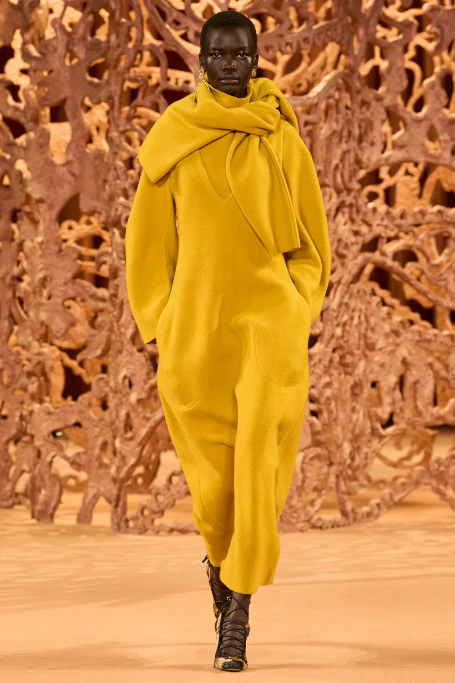 leona_turtleneck_5.webp Leona Turtleneck<Ulla Johnson Shop