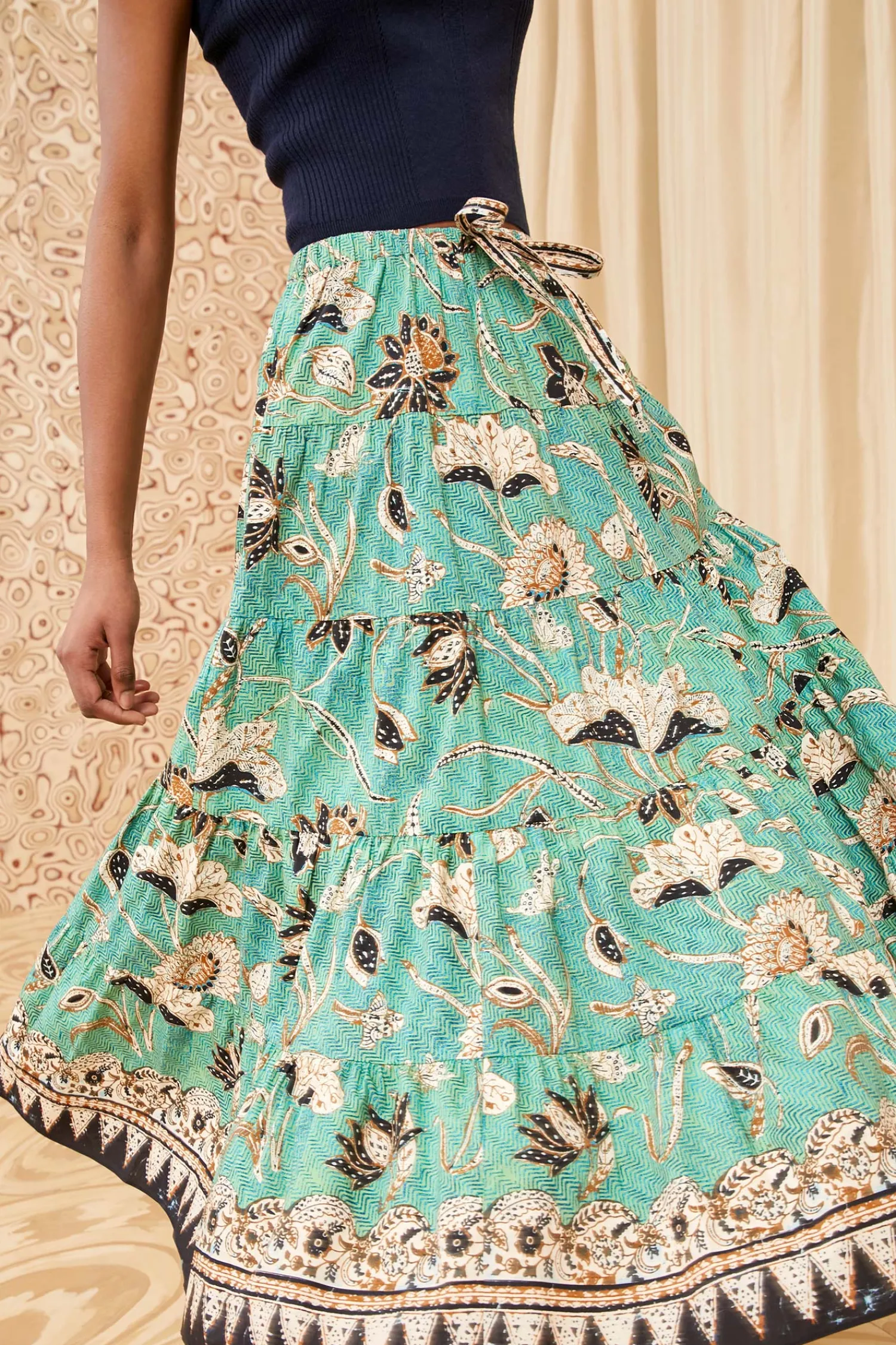 makana_skirt_1.webp Makana Skirt<Ulla Johnson New