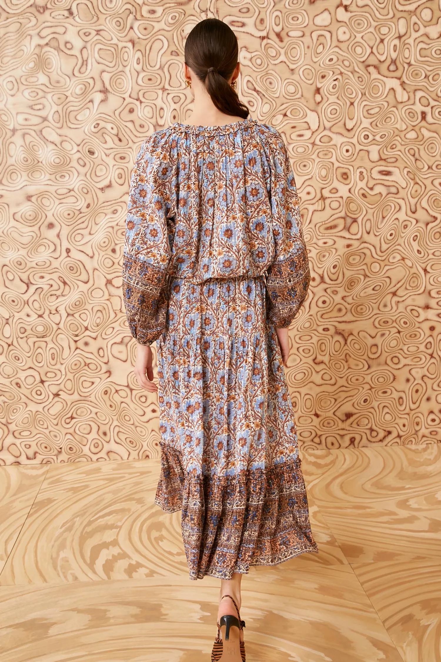 paige_skirt_4.webp Paige Skirt<Ulla Johnson Discount