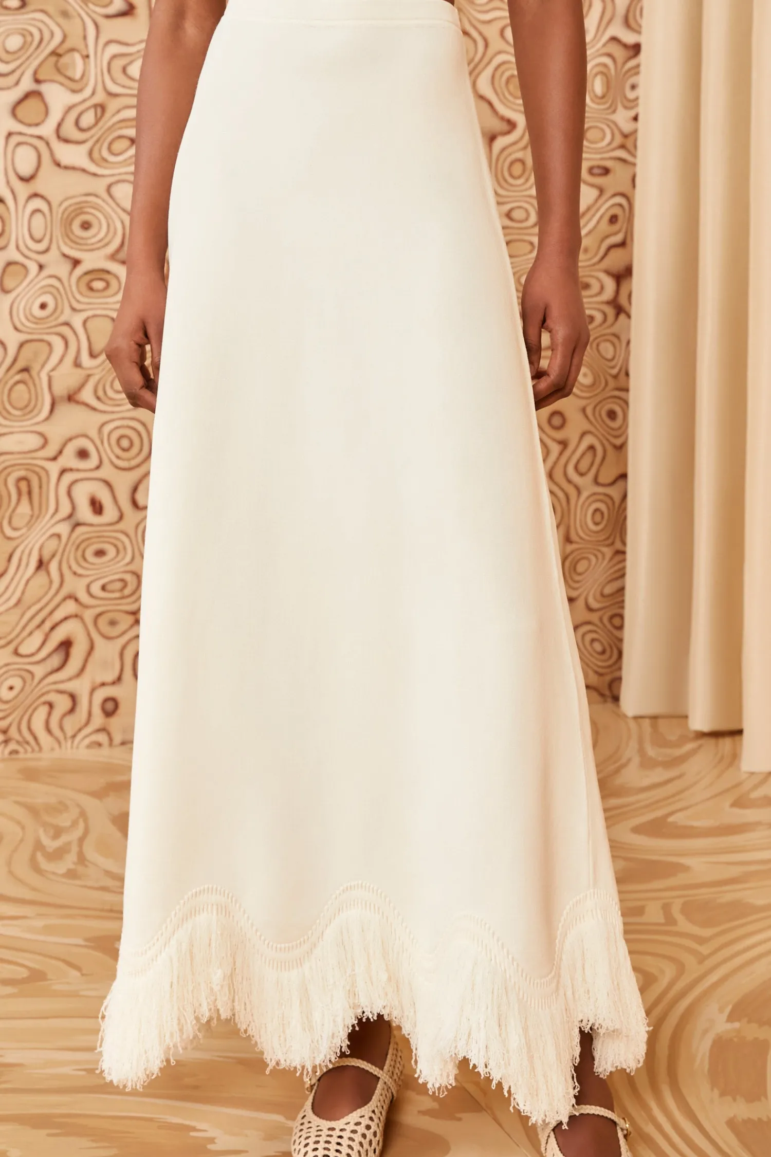 paulina_skirt_2.webp Paulina Skirt<Ulla Johnson Shop
