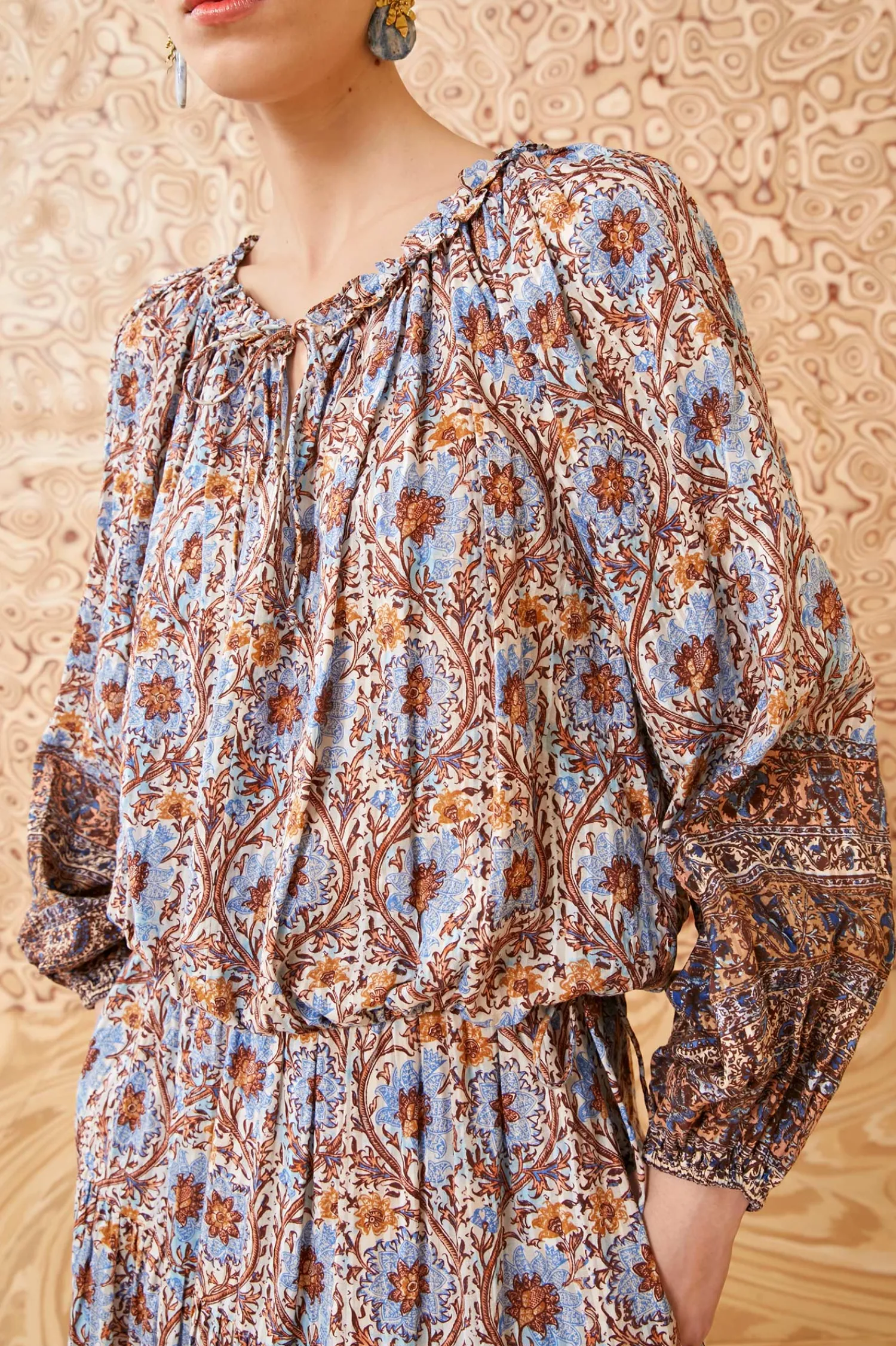 silva_blouse_1.webp Silva Blouse<Ulla Johnson Fashion