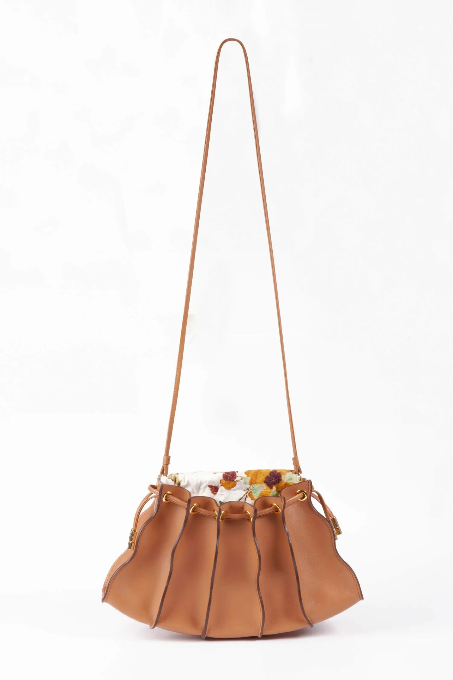 sisley_x_ulla_johnson_adria_pleated_wave_2.webp Sisley X Adria Pleated Wave<Ulla Johnson Shop
