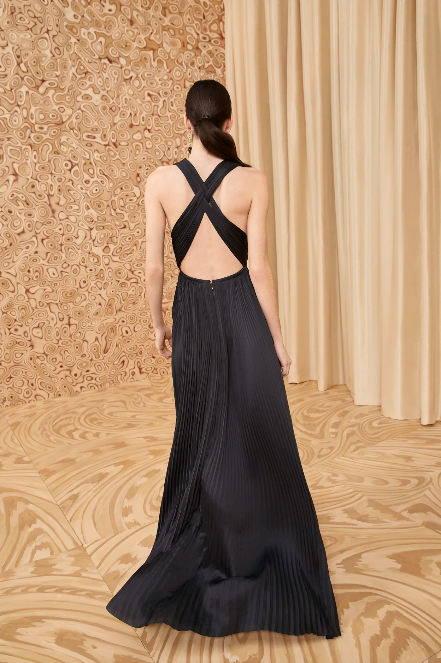 veda_gown_4.webp Veda Gown<Ulla Johnson Shop
